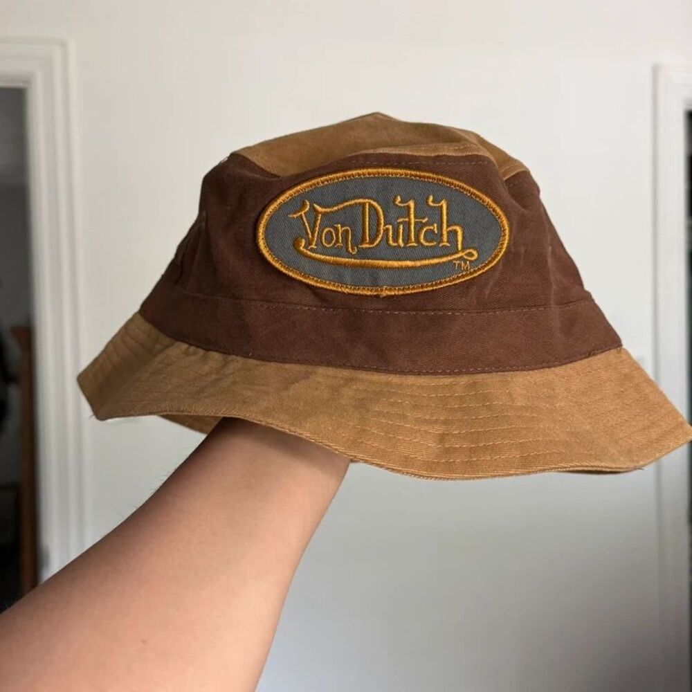 New Kids Von Dutch Brown Bucket Hat in Brown